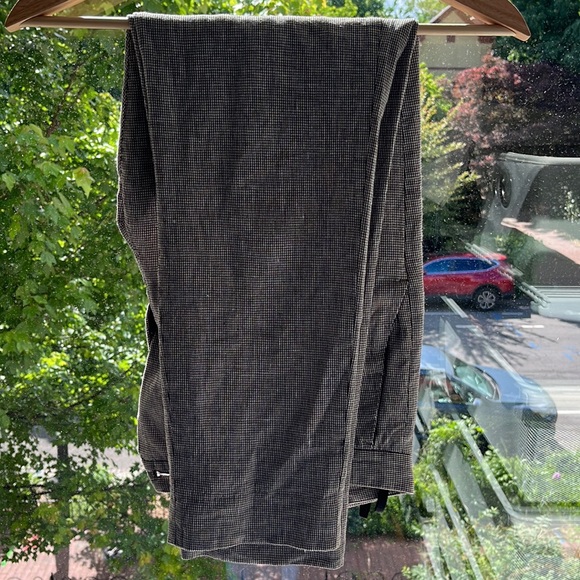 Hope Stockholm Kristy Edit Trouser in Brown Dogtooth. - Picture 3 of 6